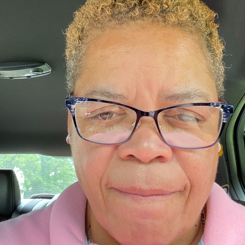 Meet your Posher, Patricia